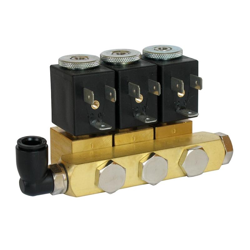 Manifold with 3 seats 1/8 G connections in brass